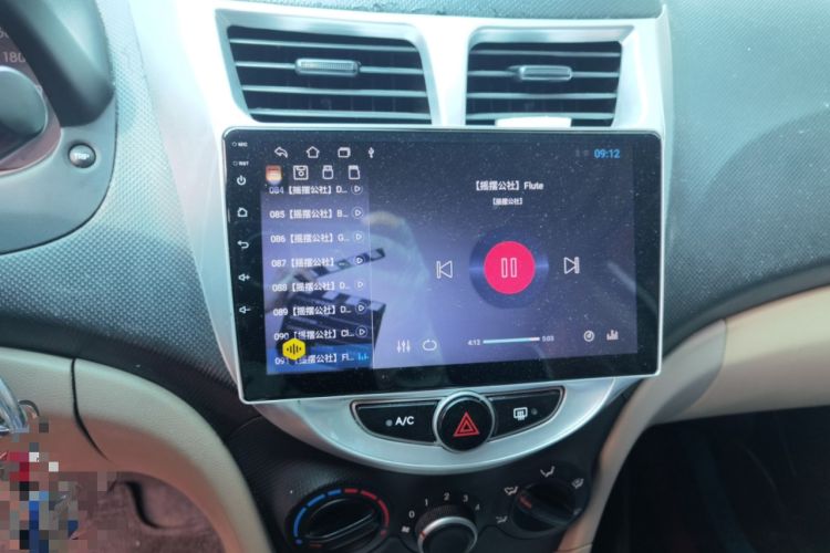 Used Hyundai Verna (older generation) 2014 1.4L Manual Smart GLS Trim Audio And AC Panel