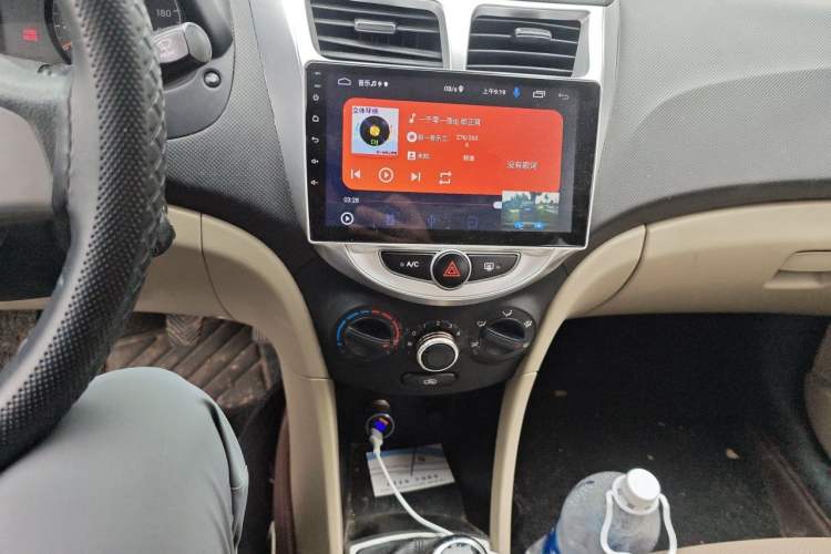 Used Hyundai Verna (older generation) 2014 1.4L Manual Smart GLS Trim Audio And AC Panel