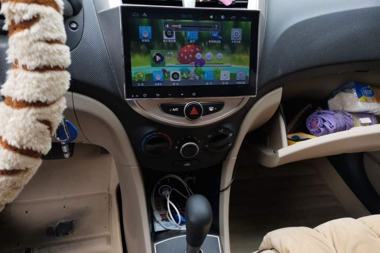 Used Hyundai Verna (older generation) 2014 1.4L Automatic Smart GLS Audio And AC Panel
