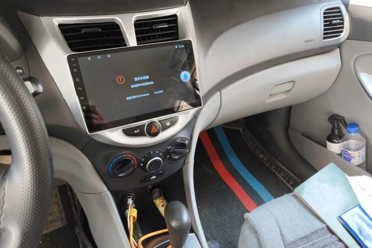 Used Hyundai Verna (older generation) 2014 1.4L Automatic Smart GLS Audio And AC Panel