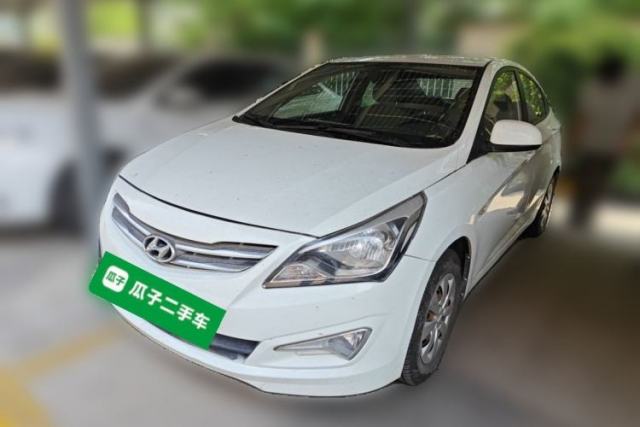 Used Hyundai Verna (older generation) 2014 1.4L Manual Smart GLS Trim