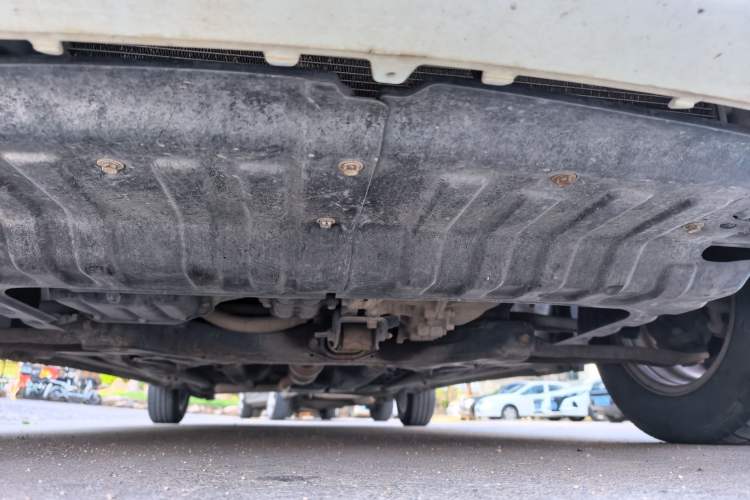Used Hyundai Verna (older generation) 2014 1.4L Manual Smart GLS Trim Chassis Front