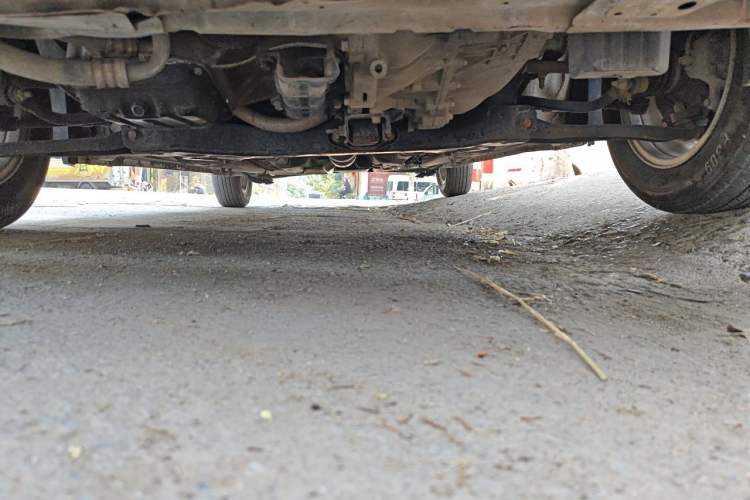 Used Hyundai Verna (older generation) 2014 1.4L Manual Fashion GS Model Chassis Front
