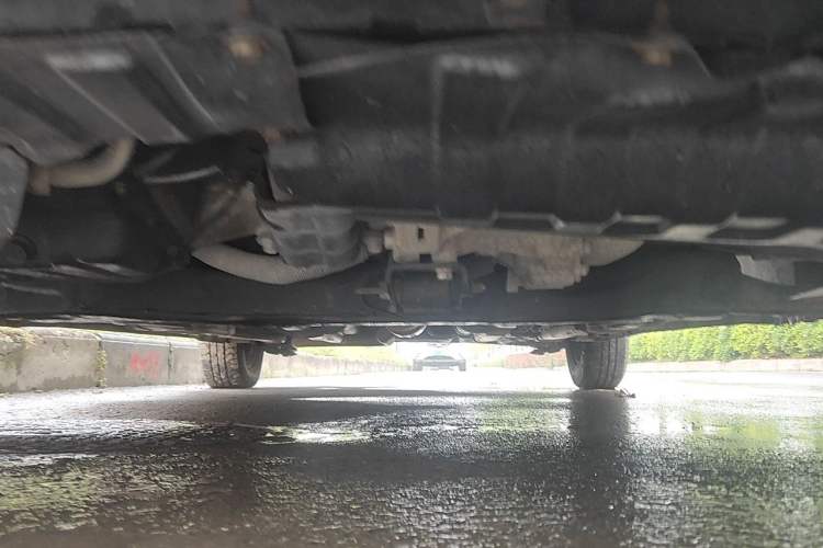 Used Hyundai Verna (older generation) 2014 1.4L Manual Fashion GS Model Chassis Front