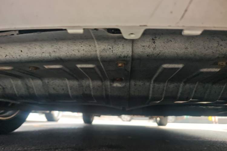 Used Hyundai Verna (older generation) 2014 1.4L Automatic Smart GLS Chassis Front