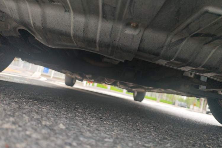 Used Hyundai Verna (older generation) 2014 1.4L Manual Smart GLS Trim Chassis Front