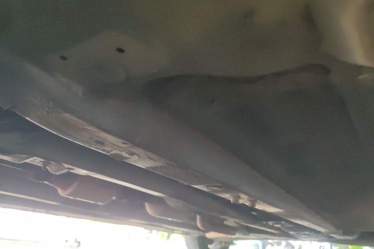 Used Hyundai Verna (older generation) 2014 1.4L Manual Top-Tier Model TOP Chassis Front Left