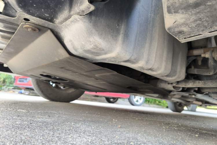 Used Hyundai Verna (older generation) 2014 1.4L Manual Smart GLS Trim Chassis Front Left