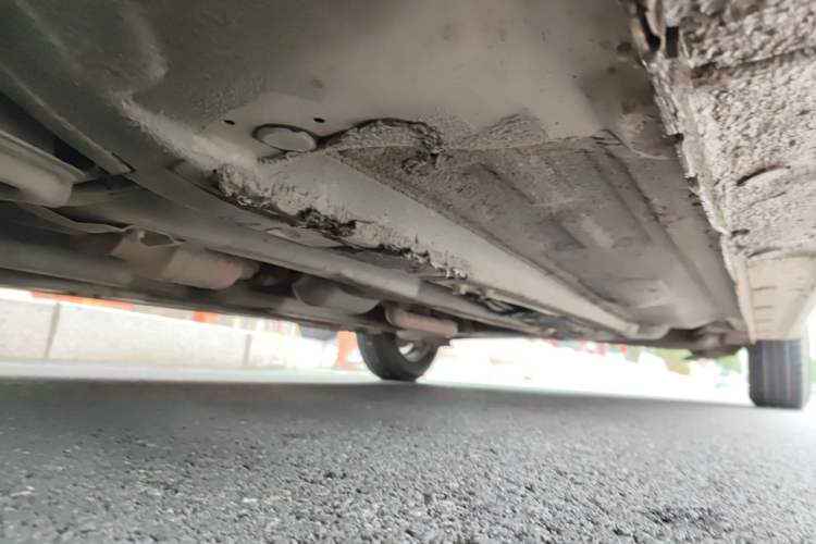 Used Hyundai Verna (older generation) 2014 1.4L Manual Smart GLS Trim Chassis Front Left