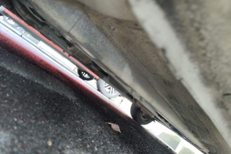 Used Hyundai Verna (older generation) 2014 1.4L Manual Smart GLS Trim Chassis Front Left