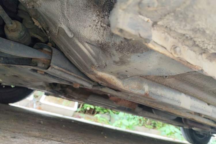 Used Hyundai Verna (older generation) 2014 1.4L Manual Smart GLS Trim Chassis Front Left
