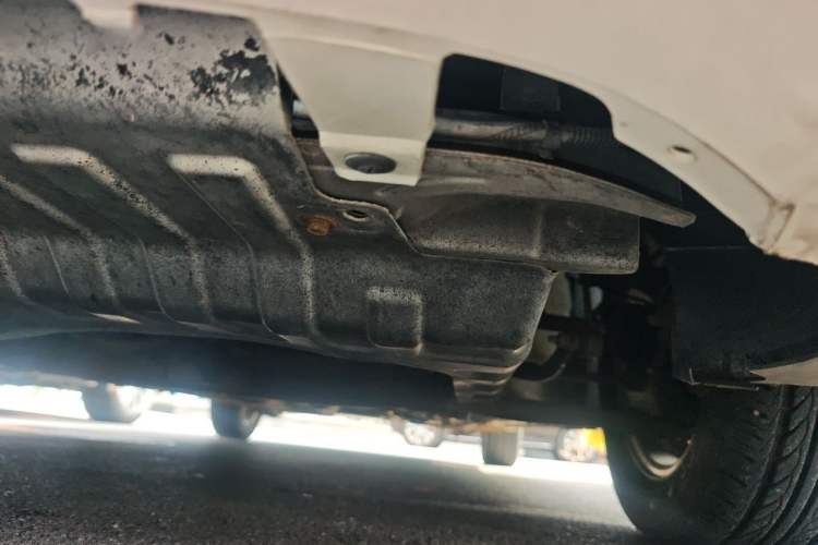 Used Hyundai Verna (older generation) 2014 1.4L Automatic Smart GLS Chassis Front Left