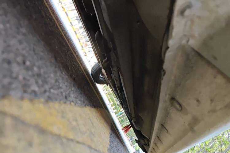 Used Hyundai Verna (older generation) 2014 1.4L Automatic Smart GLS Chassis Front Left