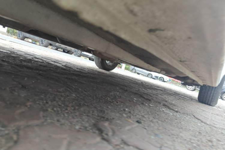Used Hyundai Verna (older generation) 2014 1.4L Manual Smart GLS Trim Chassis Front Left