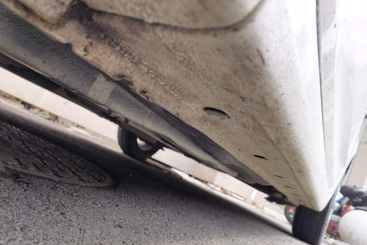 Used Hyundai Verna (older generation) 2014 1.4L Manual Smart GLS Trim Chassis Front Left