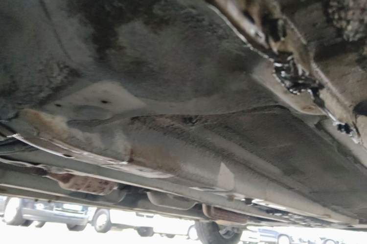 Used Hyundai Verna (older generation) 2014 1.4L Manual Smart GLS Trim Chassis Front Left