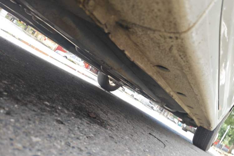Used Hyundai Verna (older generation) 2014 1.4L Manual Smart GLS Trim Chassis Front Left
