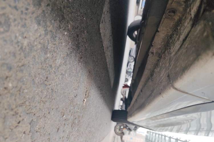 Used Hyundai Verna (older generation) 2014 1.4L Automatic Smart GLS Chassis Front Left