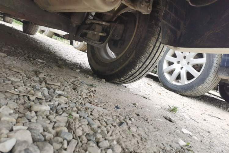 Used Hyundai Verna (older generation) 2014 1.4L Automatic Smart GLS Chassis Front Left