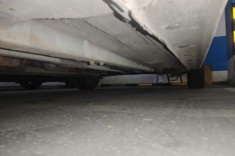 Used Hyundai Verna (older generation) 2014 1.4L Automatic Smart GLS Chassis Front Left