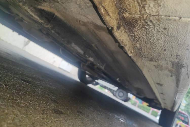 Used Hyundai Verna (older generation) 2014 1.4L Manual Smart GLS Trim Chassis Front Left
