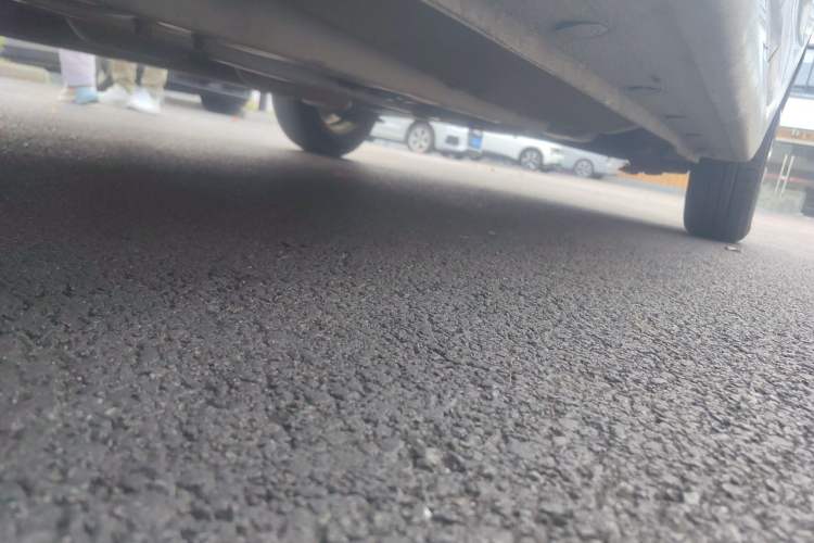 Used Hyundai Verna (older generation) 2014 1.4L Automatic Smart GLS Chassis Front Left
