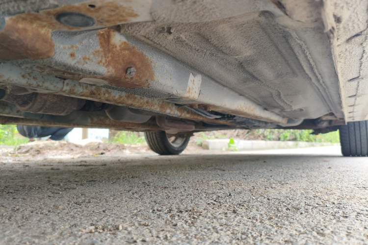 Used Hyundai Verna (older generation) 2014 1.4L Manual Top-Tier Model TOP Chassis Front Left