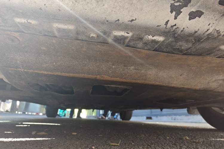 Used Hyundai Verna (older generation) 2014 1.4L Automatic Leading-Edge GLX Chassis Front