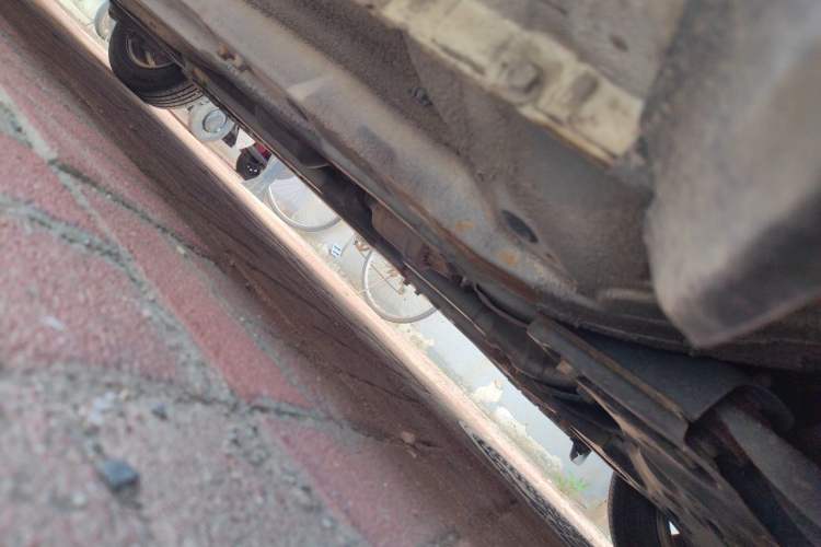 Used Hyundai Verna (older generation) 2014 1.4L Manual Smart GLS Trim Chassis Front Right