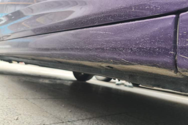 Used Hyundai Verna (older generation) 2014 1.4L Automatic Leading-Edge GLX Chassis Front Right