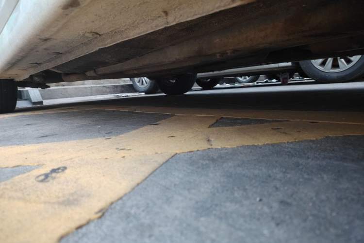 Used Hyundai Verna (older generation) 2014 1.4L Automatic Leading-Edge GLX Chassis Front Right