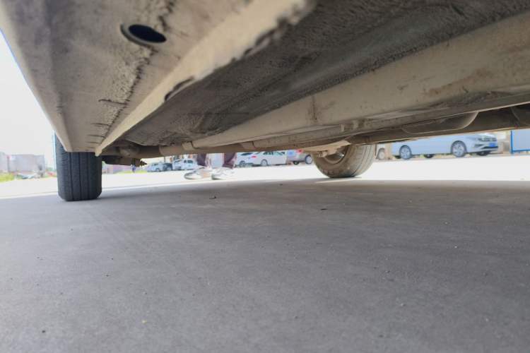 Used Hyundai Verna (older generation) 2014 1.4L Manual Smart GLS Trim Chassis Front Right