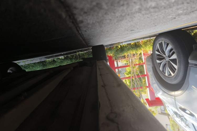 Used Hyundai Verna (older generation) 2014 1.6L Automatic Leading-Edge GLX Chassis Front Right
