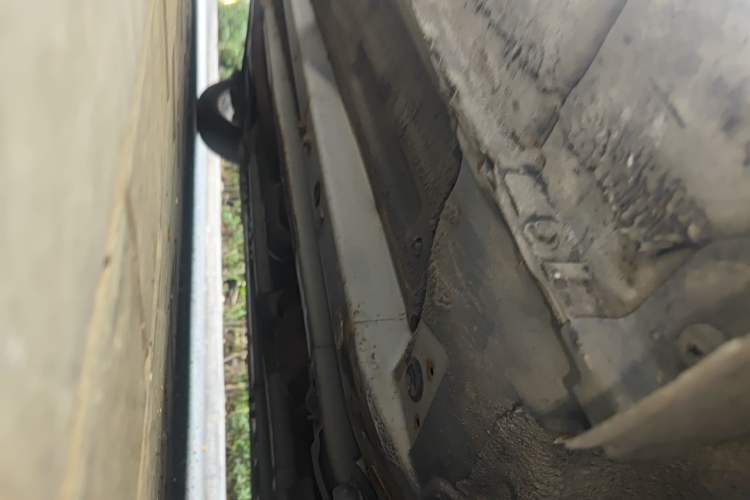 Used Hyundai Verna (older generation) 2014 1.4L Manual Smart GLS Trim Chassis Front Right