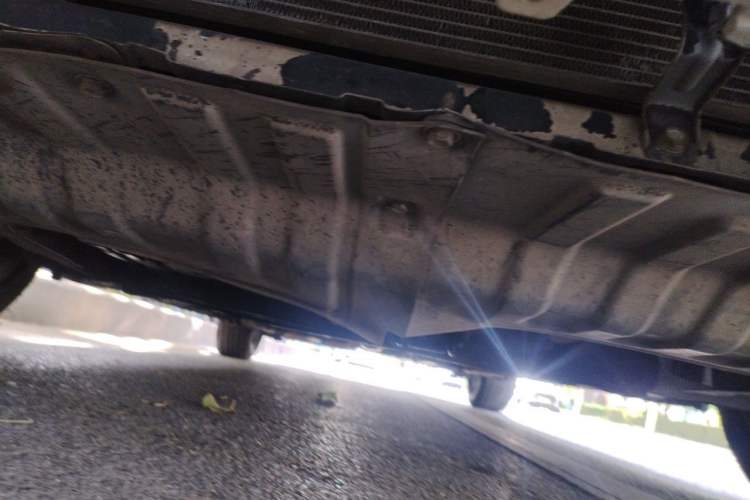 Used Hyundai Verna (older generation) 2014 1.4L Manual Top-Tier Model TOP Chassis Front