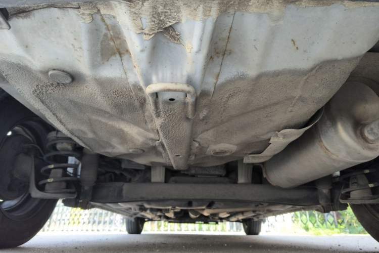 Used Hyundai Verna (older generation) 2014 1.4L Manual Smart GLS Trim Chassis Rear