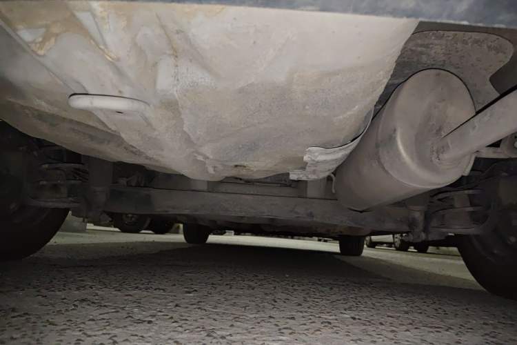 Used Hyundai Verna (older generation) 2014 1.4L Manual Smart GLS Trim Chassis Rear