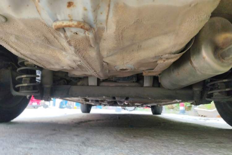 Used Hyundai Verna (older generation) 2014 1.4L Manual Smart GLS Trim Chassis Rear