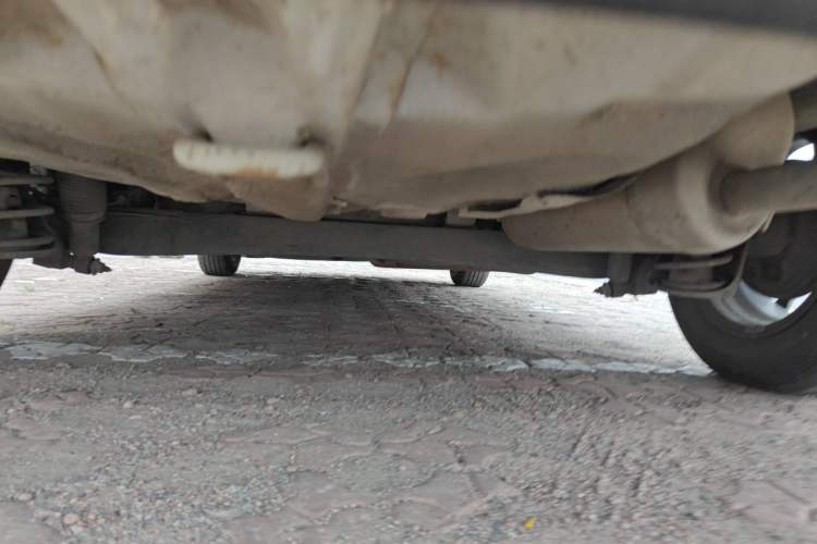 Used Hyundai Verna (older generation) 2014 1.4L Manual Smart GLS Trim Chassis Rear