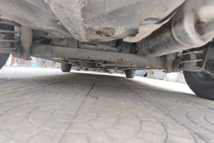 Used Hyundai Verna (older generation) 2014 1.4L Manual Smart GLS Trim Chassis Rear