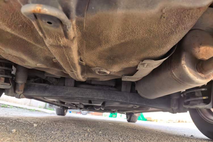 Used Hyundai Verna (older generation) 2014 1.4L Manual Smart GLS Trim Chassis Rear