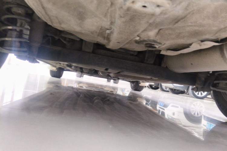 Used Hyundai Verna (older generation) 2014 1.4L Manual Smart GLS Trim Chassis Rear