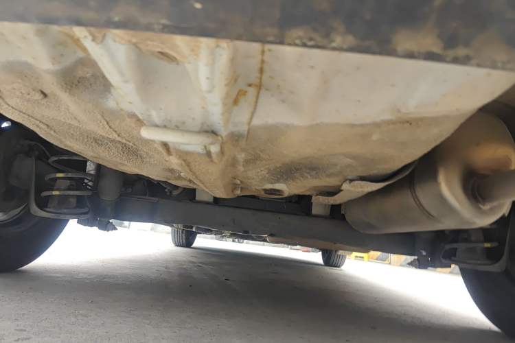 Used Hyundai Verna (older generation) 2014 1.4L Manual Smart GLS Trim Chassis Rear