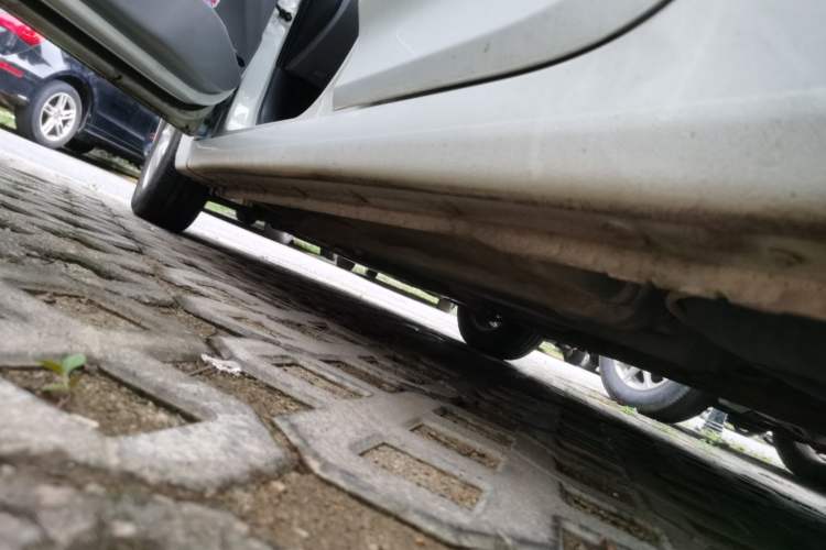Used Hyundai Verna (older generation) 2014 1.4L Automatic Smart GLS Chassis Rear Left