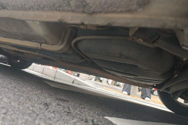 Used Hyundai Verna (older generation) 2014 1.4L Manual Smart GLS Trim Chassis Rear Left
