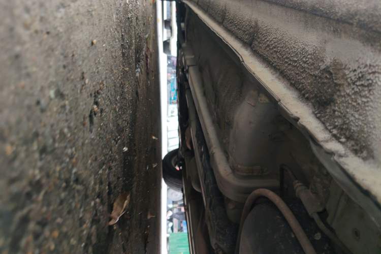 Used Hyundai Verna (older generation) 2014 1.4L Automatic Smart GLS Chassis Rear Left