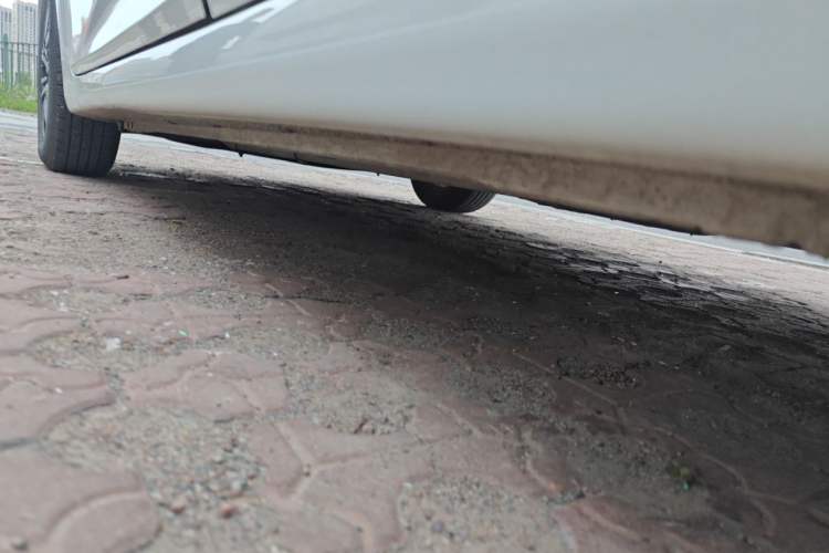 Used Hyundai Verna (older generation) 2014 1.4L Manual Smart GLS Trim Chassis Rear Left