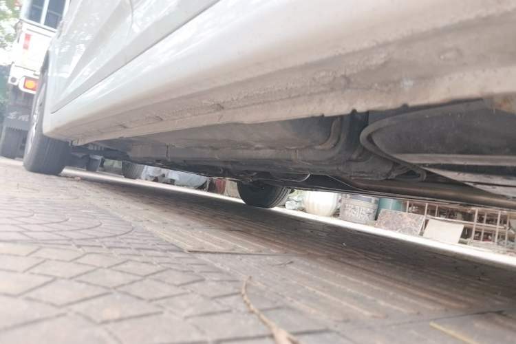 Used Hyundai Verna (older generation) 2014 1.4L Manual Smart GLS Trim Chassis Rear Left