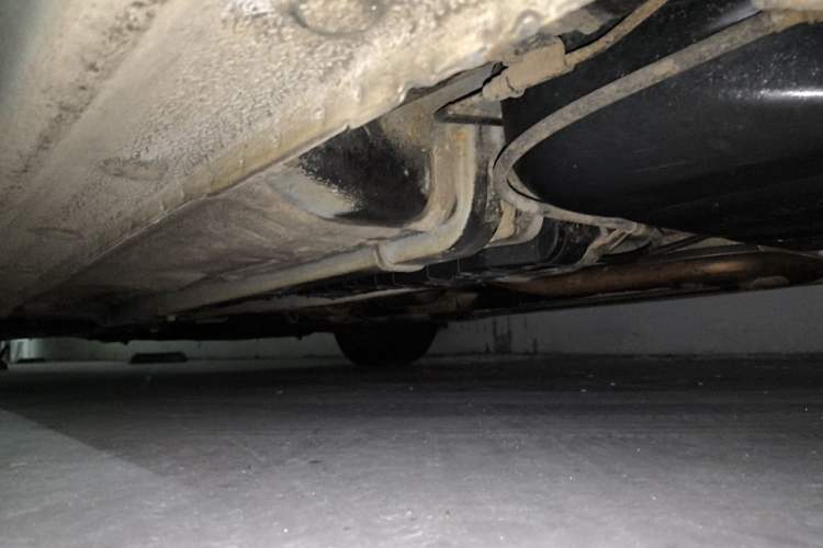 Used Hyundai Verna (older generation) 2014 1.4L Manual Smart GLS Trim Chassis Rear Left