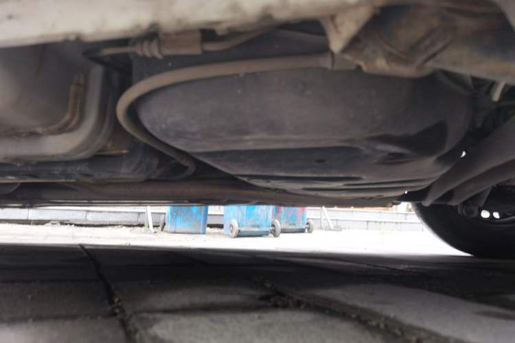 Used Hyundai Verna (older generation) 2014 1.4L Manual Smart GLS Trim Chassis Rear Left